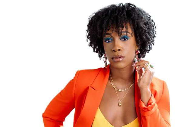 Inspiring Icons: Kia Weatherspoon